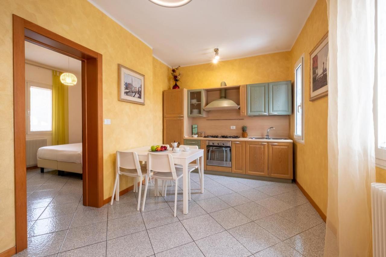 Lido Di Dante 87 * Lido di Jesolo