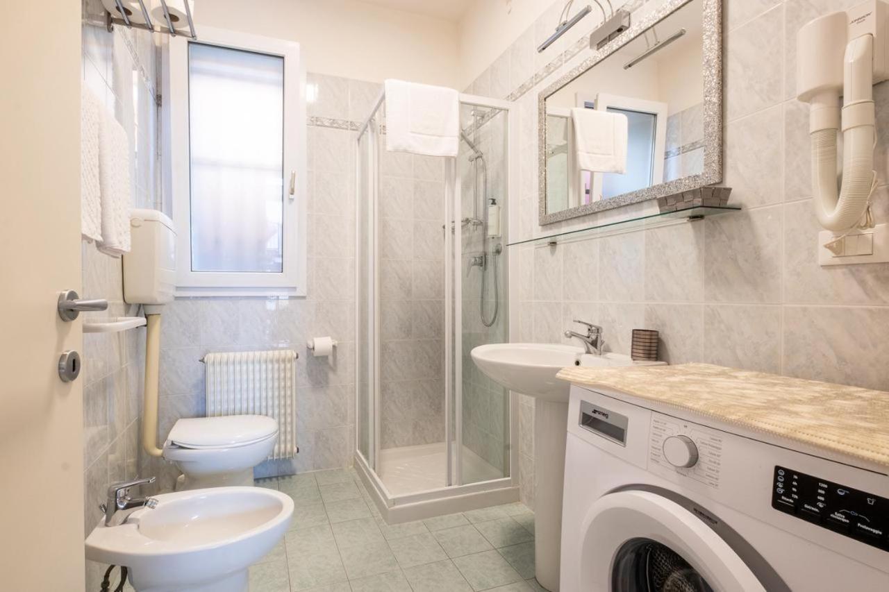 Lido Di Dante Apartment *