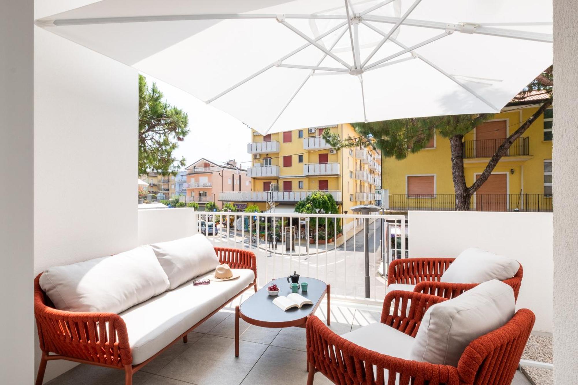 Lido Di Dante 87 *
